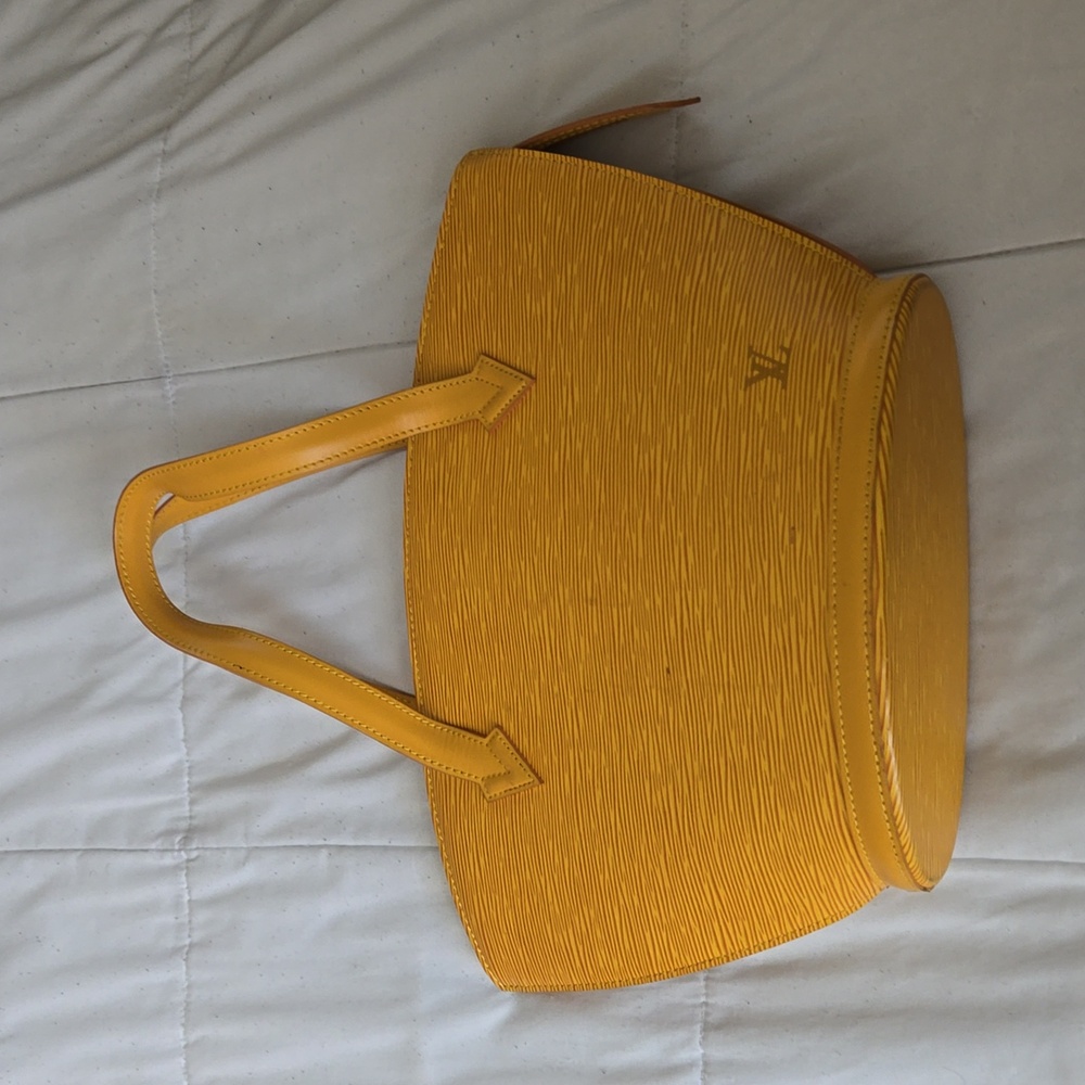 Louis Vuitton Handbag